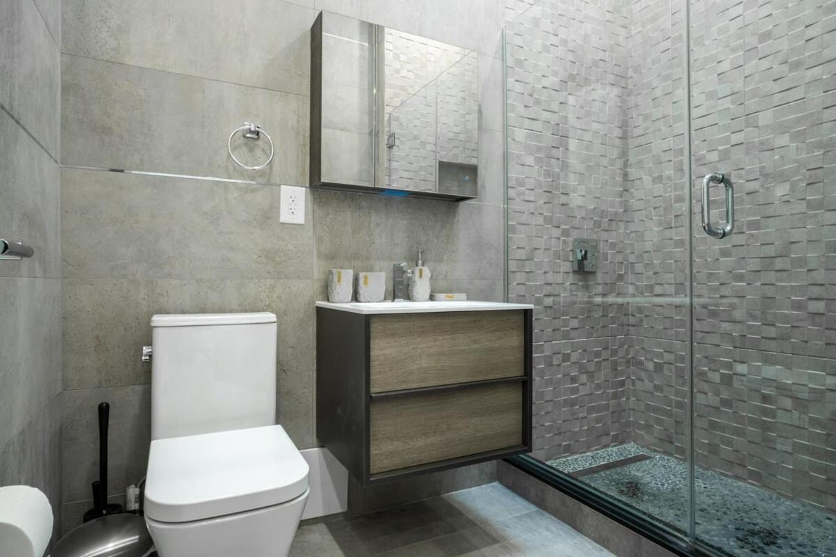 Apartment 317-4b New 1 Bedroom Prime Upper East Wd Walk 2 C Park New York